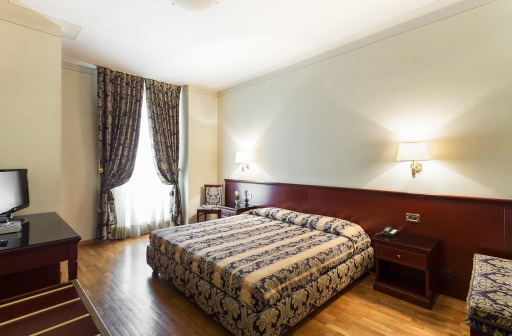 Hotel Gambara Cameră foto